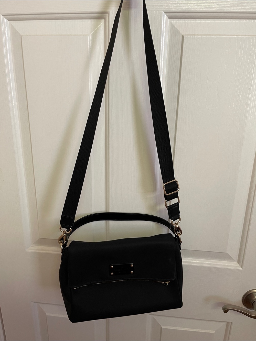 Kate Spade nylon and patent with gold hardware lots of storage lightweight
